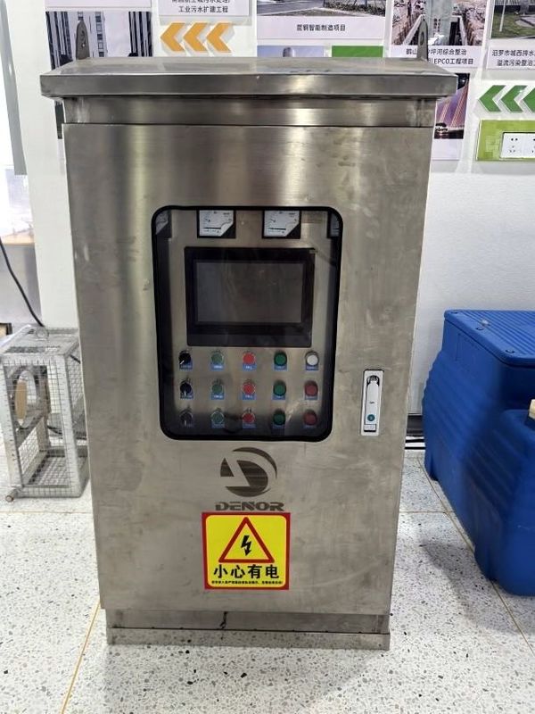 Inverter industri tiga fase 380V 7.5kw 11kw 15kw Untuk AC Frequency Changer dengan PLC Variable Frequency Control Cabinet